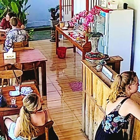 Double'D Hostel Batununggul 外观 照片